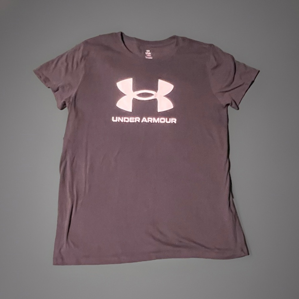 UNDER ARMOUR